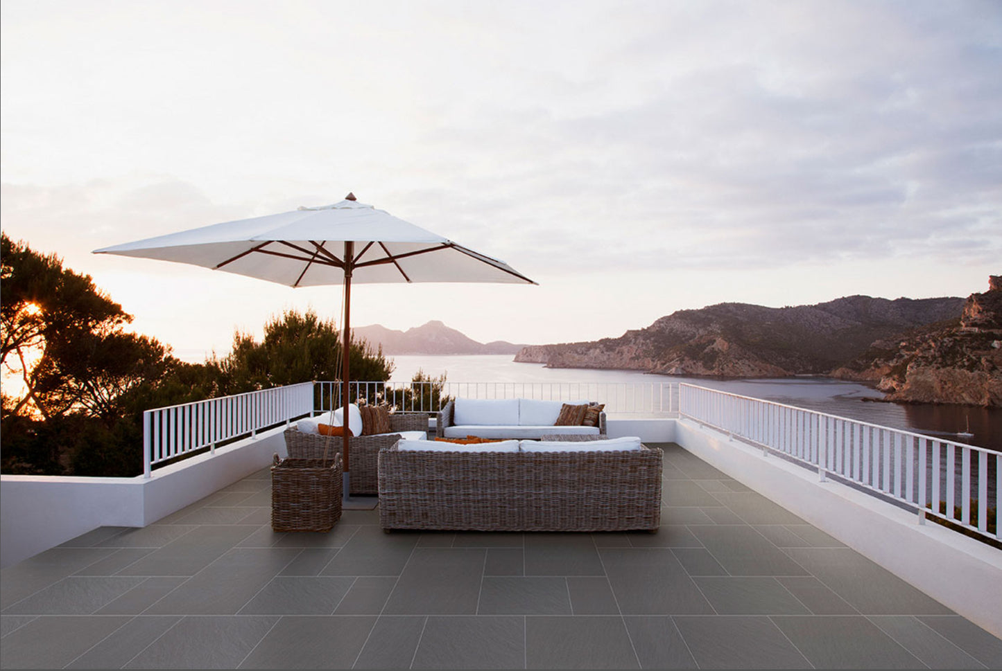 Bluestone Porcelain Paver Pattern